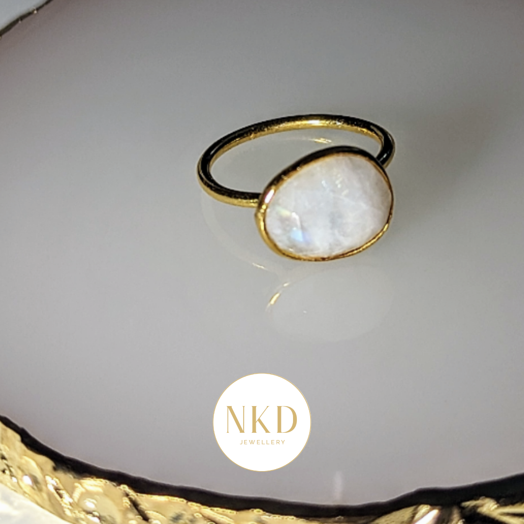 Barcelona - Large Rainbow Moonstone Ring