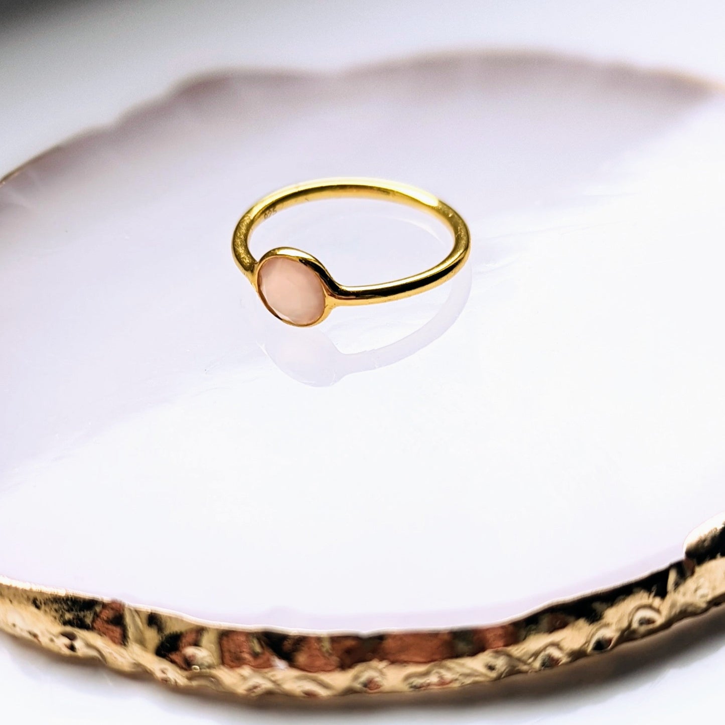 Doha - Rose Chalcedony Ring